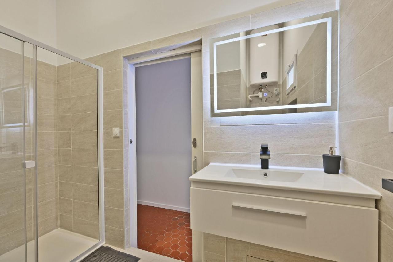 Apartmán Au Roi Rene - Ac Clim - Wifi Avignon Exteriér fotografie
